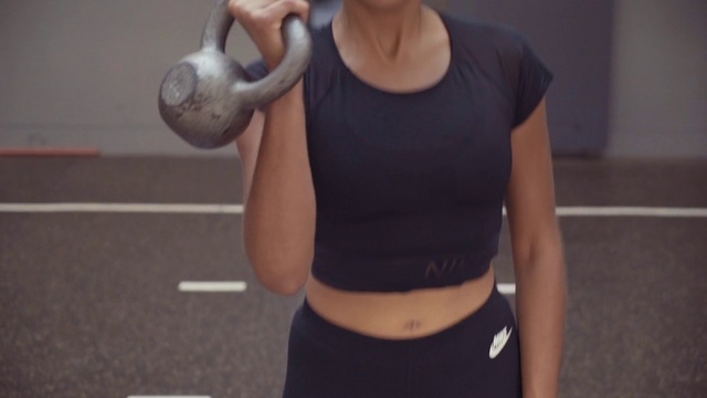 Video Reference: Shoulder, Arm, Weights, Exercise equipment, Physical fitness, Abdomen, Kettlebell, Strength athletics, Muscle, Joint