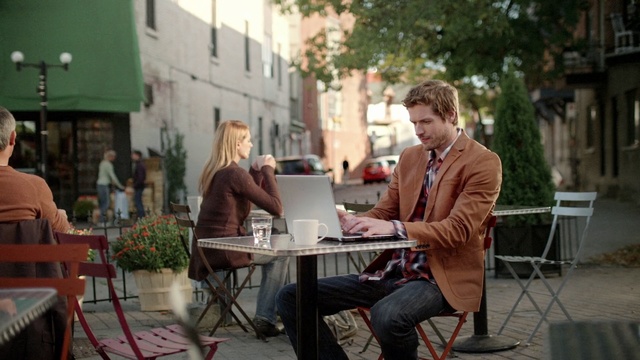 Video Reference: street, road, girl, city, recreation, conversation, fun