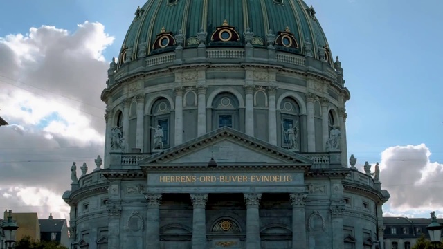 Video Reference: Landmark, Dome, Classical architecture, Baptistery, Architecture, Building, Dome, Byzantine architecture, Medieval architecture, Place of worship