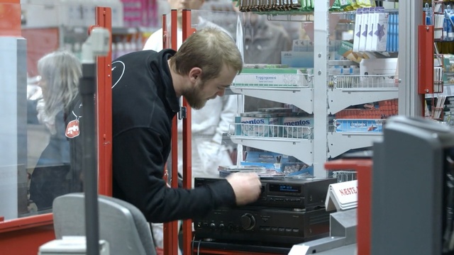 Video Reference: technology, electronic device, job, Person