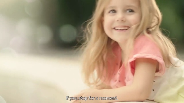 Video Reference: Hair, Face, Blond, Facial expression, Skin, Beauty, Smile, Child, Hairstyle, Chin, Person