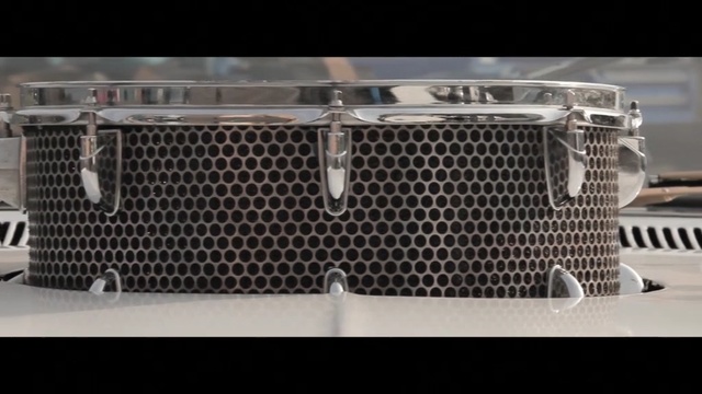 Video Reference: Grille, Car, Vehicle, Automotive exterior, Luxury vehicle, Bumper, Vintage car, Metal