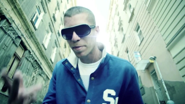 Video Reference: eyewear, blue, sunglasses, photograph, glasses, man, vision care, male, photography, cool, Person