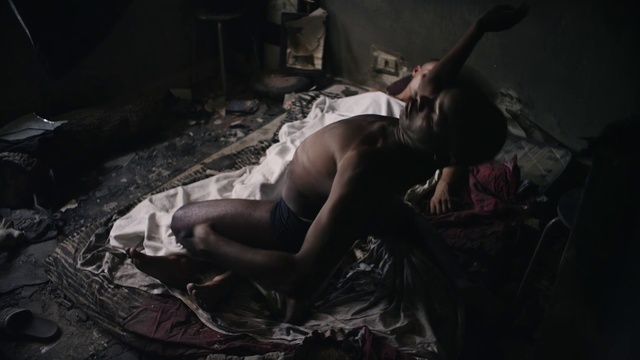 Video Reference: Darkness, Human, Photography, Human body, Leg, Flesh, Room, Muscle, Art model, Flash photography