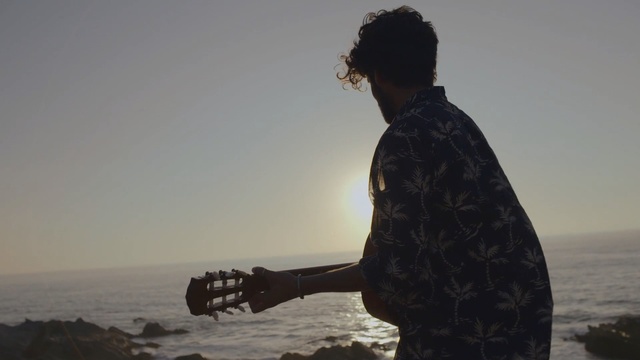 Video Reference: sea, beach, ocean, sunset, water, ship, sand, sky, silhouette, vessel, sun, shipwreck, coast, man