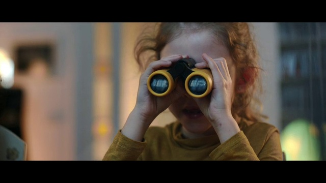 Video Reference: Personal protective equipment, Eyewear, Goggles, Cool, Photography, Glasses, Photo caption, Human, Eye, Close-up