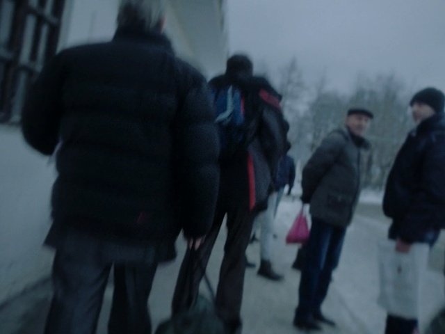 Video Reference: Freezing, Snapshot, Winter, Fun, Pedestrian, Crowd, Photography, Snow