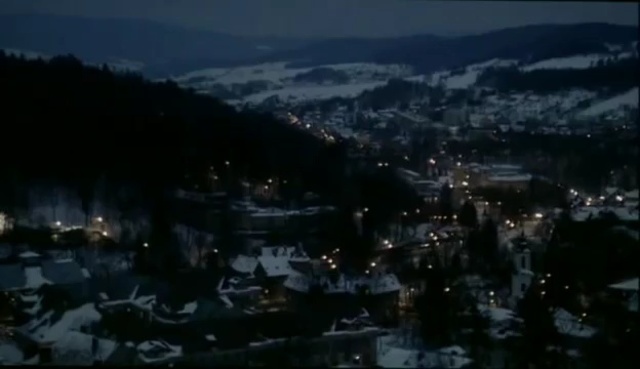 Video Reference: Nature, Night, Metropolitan area, Cityscape, Sky, City, Human settlement, Metropolis, Urban area, Darkness