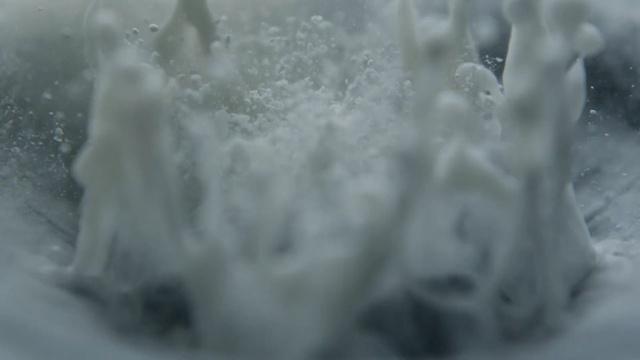 Video Reference: water, freezing, frost, snow, ice, winter, winter storm, geological phenomenon, arctic, blizzard