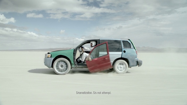 Video Reference: Land vehicle, Vehicle, Car, Sport utility vehicle, Landscape, Mini SUV, Mitsubishi, City car, Crossover suv, Minivan