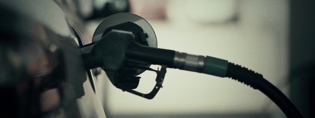 Video Reference: Audio equipment, Headphones, Microphone, Technology, Gadget, Photography, Electronic device