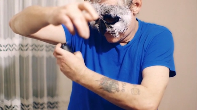 Video Reference: shoulder, joint, arm, muscle, neck, hand, facial hair, Person