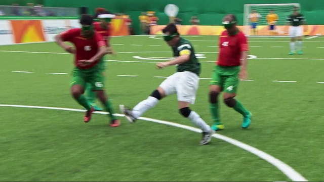 Video Reference: Player, Sports, Soccer player, Sport venue, Tournament, Football, Sports equipment, Football player, Team sport, Ball game