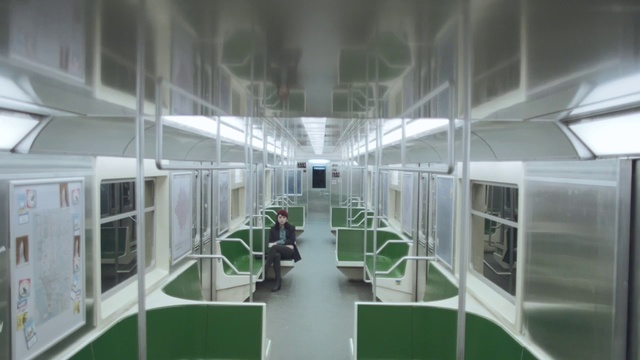 Video Reference: Building, Architecture, Daylighting, Aisle, Interior design, Window, Glass, Symmetry