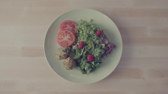 Video Reference: Plate, Dishware, Pink, Dish, Food, Platter, Vegetarian food, Recipe, Plant, Cuisine