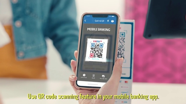 Video Reference: Gadget, Mobile phone, Feature phone, Communication Device, Portable communications device, Electronic device, Technology, Product, Smartphone, Electronics