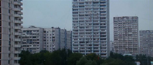 Video Reference: Tower block, Metropolitan area, Building, Condominium, Residential area, City, Metropolis, Urban area, Skyscraper, Human settlement