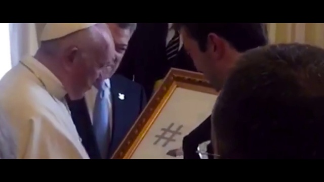 Video Reference: Suit, Pianist, Conversation, Music, Event, Formal wear