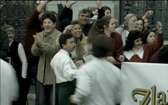 Video Reference: crowd, audience, event, girl, Person