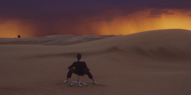 Video Reference: sky, geological phenomenon, sand, landscape, cloud, desert, atmosphere, morning, aeolian landform, sunrise, Person