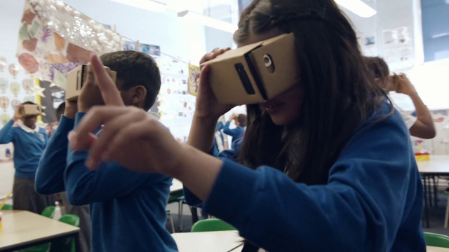 Video Reference: Snapshot, Fun, Hand, Photography, Technology, Electronic device, Selfie, Gesture, Child, Tourism, Person