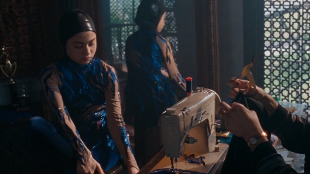 Video Reference: fashion, event, performance, performance art, midnight, Person