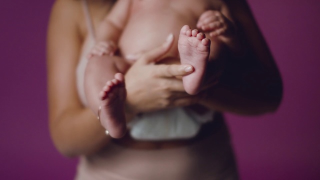 Video Reference: Skin, Hand, Pink, Finger, Leg, Arm, Nail, Lip, Child, Joint