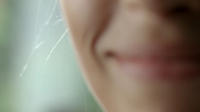 Video Reference: Face, Skin, Nose, Cheek, Eyebrow, Close-up, Chin, Lip, Head, Hand