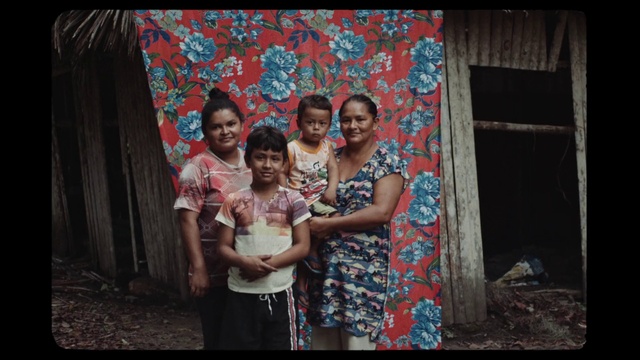 Video Reference: People, Photograph, Snapshot, Adaptation, Child, Photography, Fun, Human, Smile, Temple