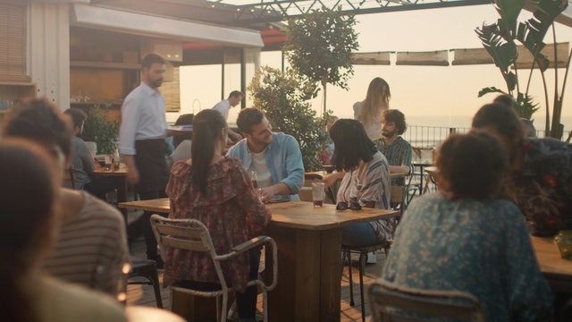 Video Reference: Restaurant, Event, Table, Conversation, Cafeteria, Coffeehouse, Lunch, Brunch, Meal, Café