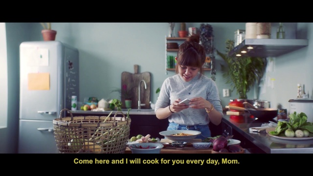 Video Reference: Room, Cooking, Eating, Meal, Food, Cook, Homemaker