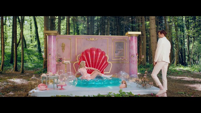 Video Reference: Pink, Fun, Adaptation, Screenshot, Leisure, Animation, Fictional character