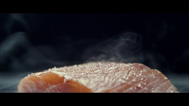 Video Reference: Food, Dish, Cuisine, Smoked salmon, Animal fat, Close-up, Veal, Kassler, Rump cover, Pork loin