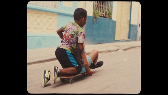 Video Reference: Skateboarder, Skateboard, Boardsport, Longboard, Skateboarding Equipment, Skateboarding, Sports equipment, Recreation, Cool, Footwear