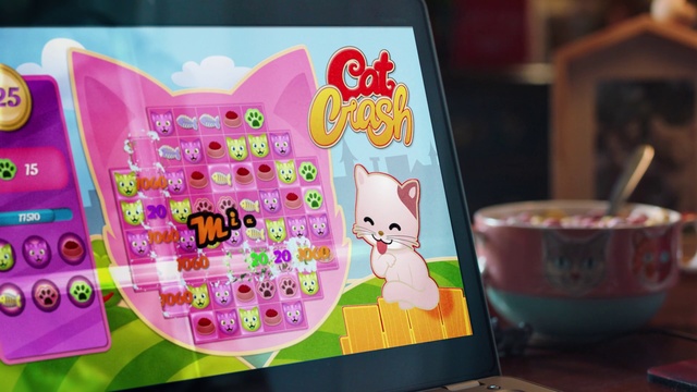 Video Reference: Pink, Cartoon, Cat, Technology, Electronic device, Gadget
