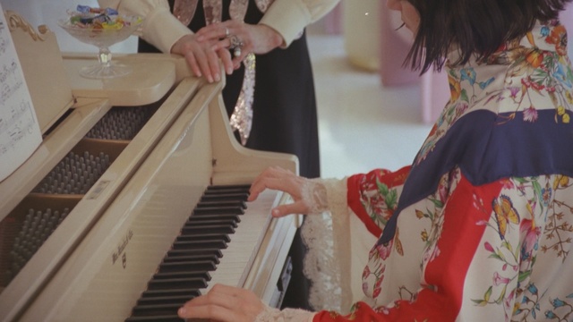 Video Reference: textile, piano, girl, keyboard, Person