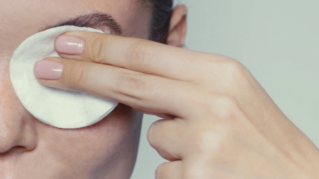 Video Reference: Face, Skin, Nail, Eyebrow, Nose, Lip, Cheek, Head, Eyelash, Beauty