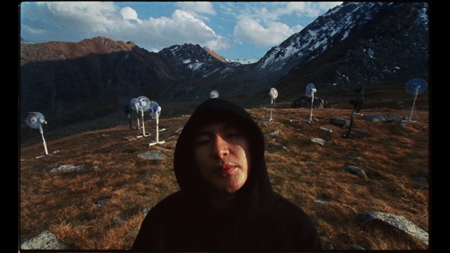 Video Reference: Mountainous landforms, Wilderness, Mountain, Sky, Mountain range, Highland, Screenshot, Pc game, Tundra, Landscape