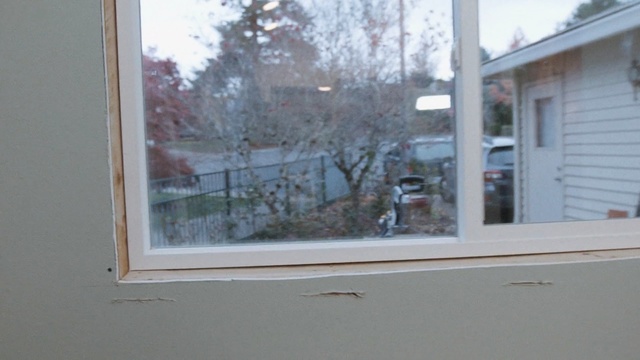 Video Reference: window, home, property, snow, house, wall, winter, glass, residential area, siding