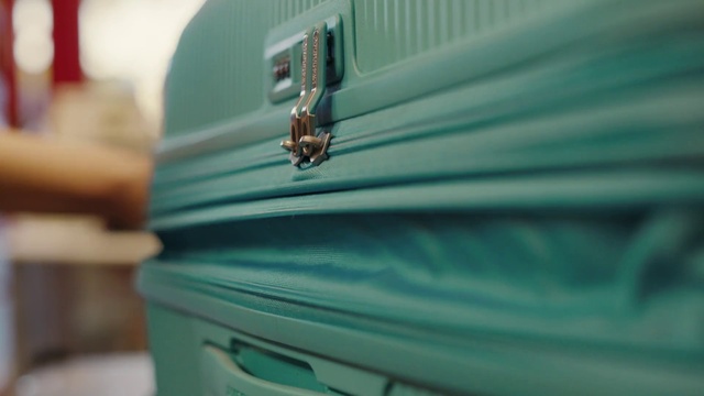 Video Reference: Green, Turquoise, Blue, Teal, Turquoise, Vehicle door, Fashion accessory