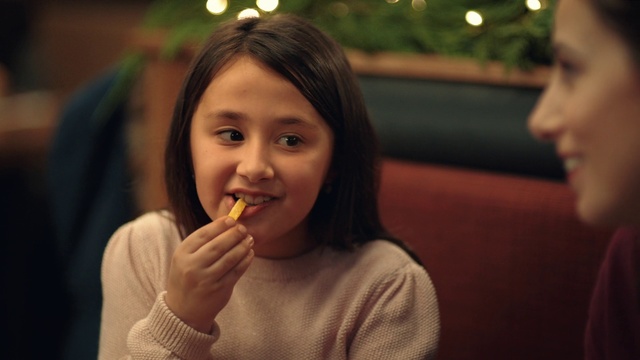 Video Reference: Nose, Lip, Snapshot, Eating, Mouth, Fast food, Food, Child, Side dish, Cuisine