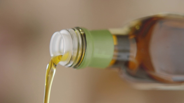 Video Reference: Product, Water, Bottle, Glass, Drinkware, Water bottle