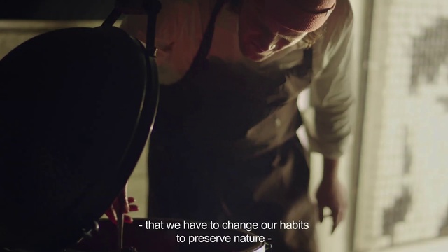 Video Reference: Flash photography, Gesture, Hat, Elbow, Eyewear, Audio equipment, Automotive tire, Thigh, Font, Human leg