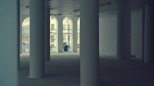 Video Reference: Column, Light, Architecture, Water, Line, Building, Tree, Metropolitan area, Glass, Daylighting, Person