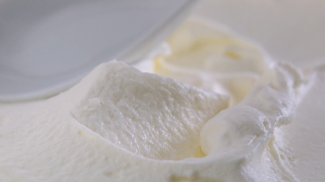 Video Reference: White, Food, Crème fraîche, Cream, Dairy, Ingredient, Dish, Sour cream, Cuisine, Buttercream