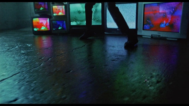 Video Reference: Blue, Screen, Floor, Purple, Flooring, Display device, Technology, Electronic device, Media, Room