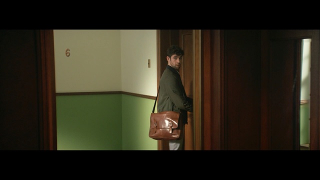 Video Reference: Photograph, Standing, Snapshot, Screenshot, Human, Photography, Room, Pc game, Sitting, Darkness, Person