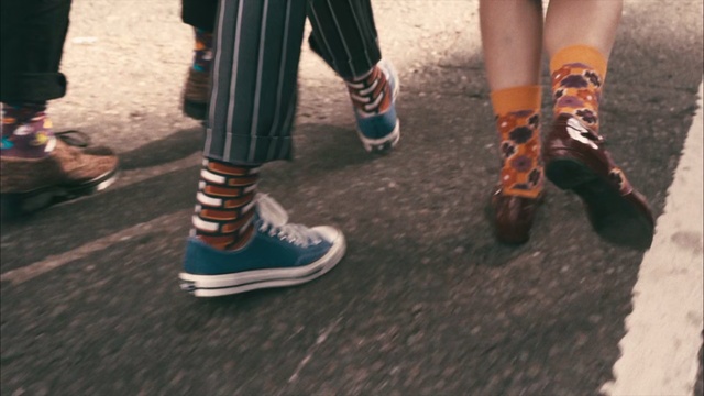 Video Reference: Footwear, Shoe, Street fashion, Human leg, Ankle, Fashion, Leg, Sock, Calf, Plimsoll shoe