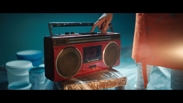 Video Reference: Boombox, Electronics, Portable media player, Technology, Electronic device, Media player, Radio, Loudspeaker, Stereophonic sound, Electronic instrument