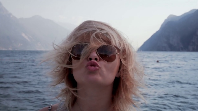Video Reference: Eyewear, Hair, Sunglasses, Blond, Beauty, Hairstyle, Glasses, Cool, Lip, Surfer hair